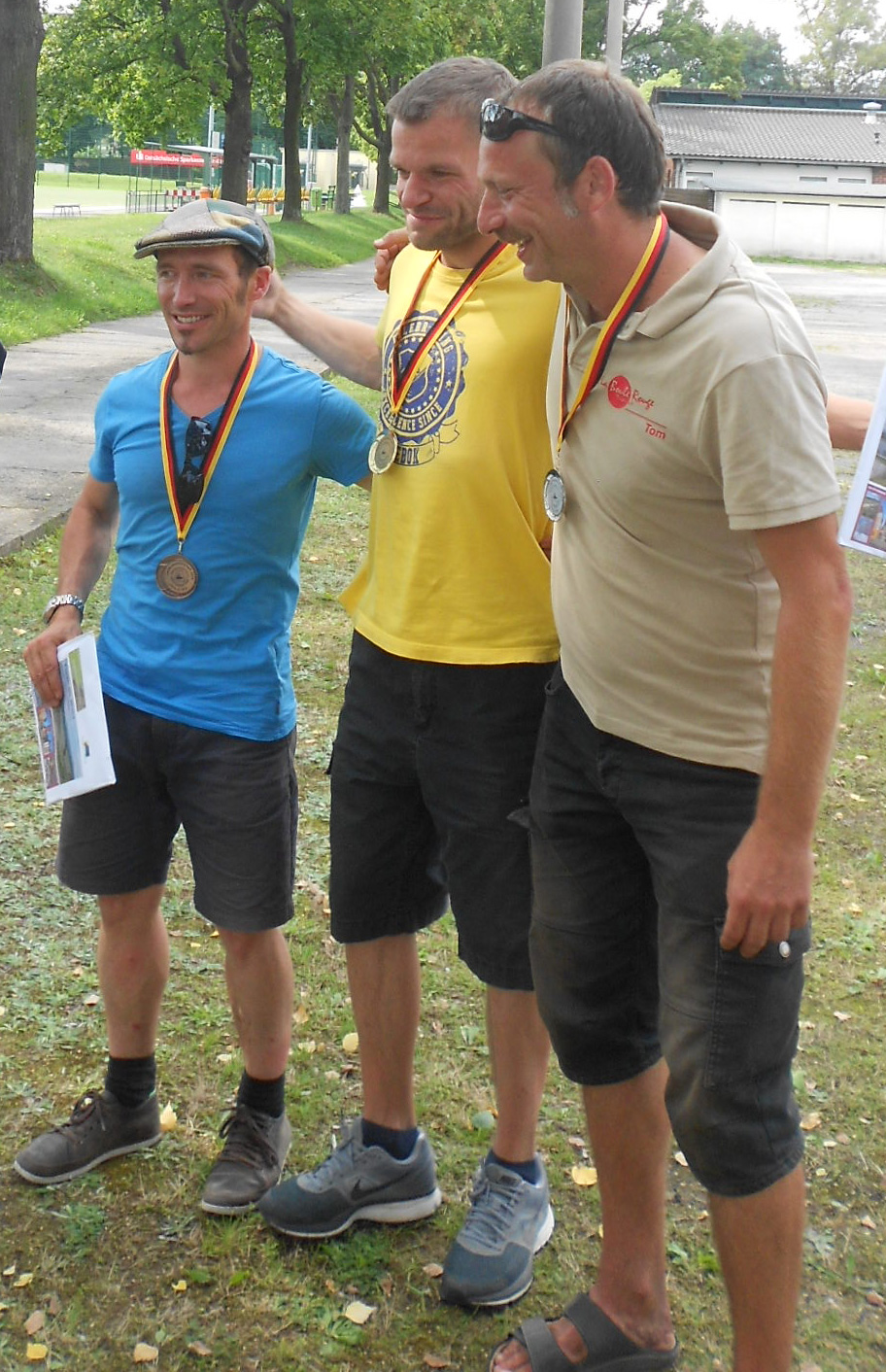 Die Sieger im Tête: Tangi Andro (3.), Stefan Lauche (1.) und Tom Tschintscharadse (2.)
